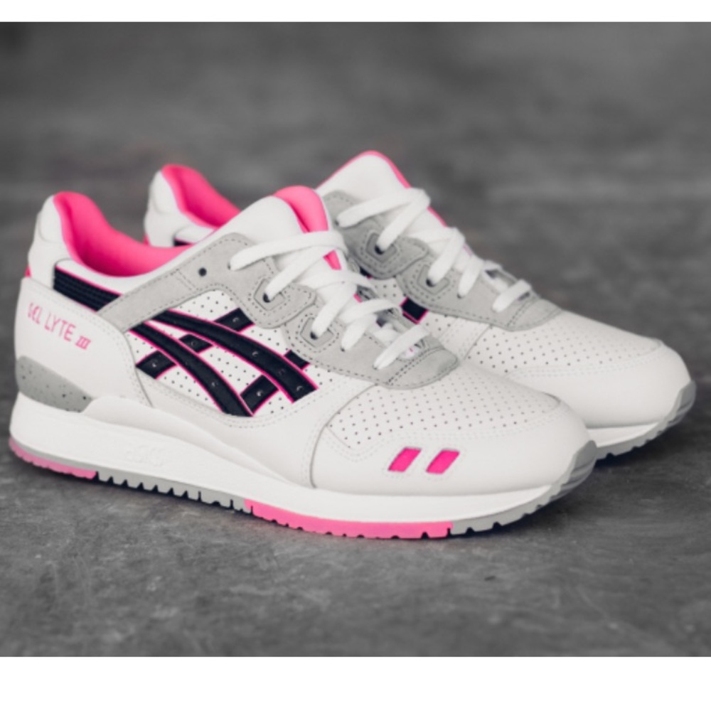 ASICS lyte iii